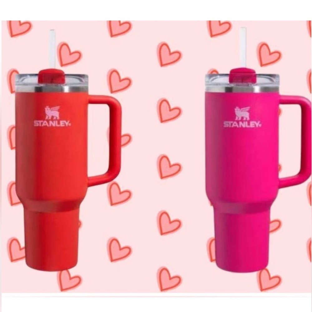 Stanley 40 oz Target Exclusive Quencher H2.0 Valentines Red Limited Edition NIB - Picture 2 of 16